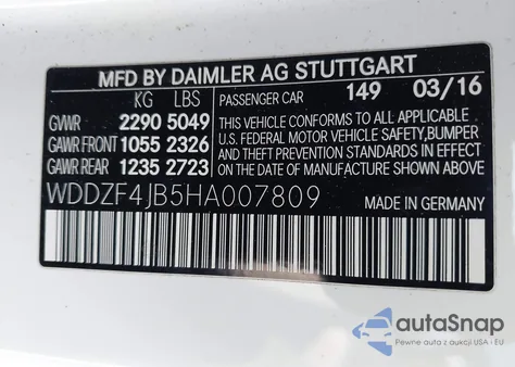 2017 Mercedes-Benz E 300 z USA, uszkodzony, nr VIN WDDZF4JB5HA007809